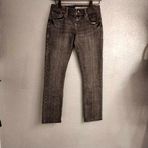 Junior's DKNY Jeans  Size 27 - Picture 1 of 3